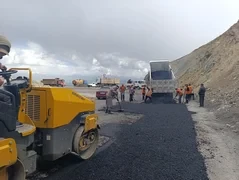 В Чуйской области и на трассе Север-Юг продолжаются дорожные работы