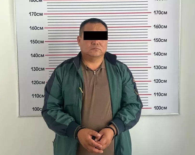 Задержан начальник Службы охраны МВД КР Кадамжайского района за поборы с подчиненных