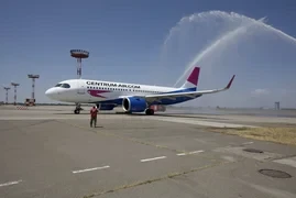 Первый рейс Centrum Air из Ташкента приземлился в Бишкеке