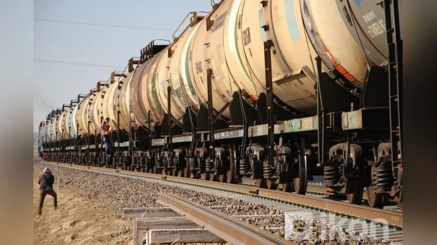 Базовый тариф на перевозку нефтепродуктов по железной дороге снизится вдвое
