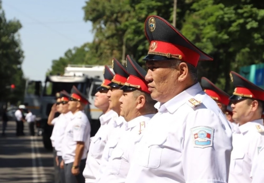 В КР более 11 тыс. сотрудников МВД обеспечат порядок во время Курман айта