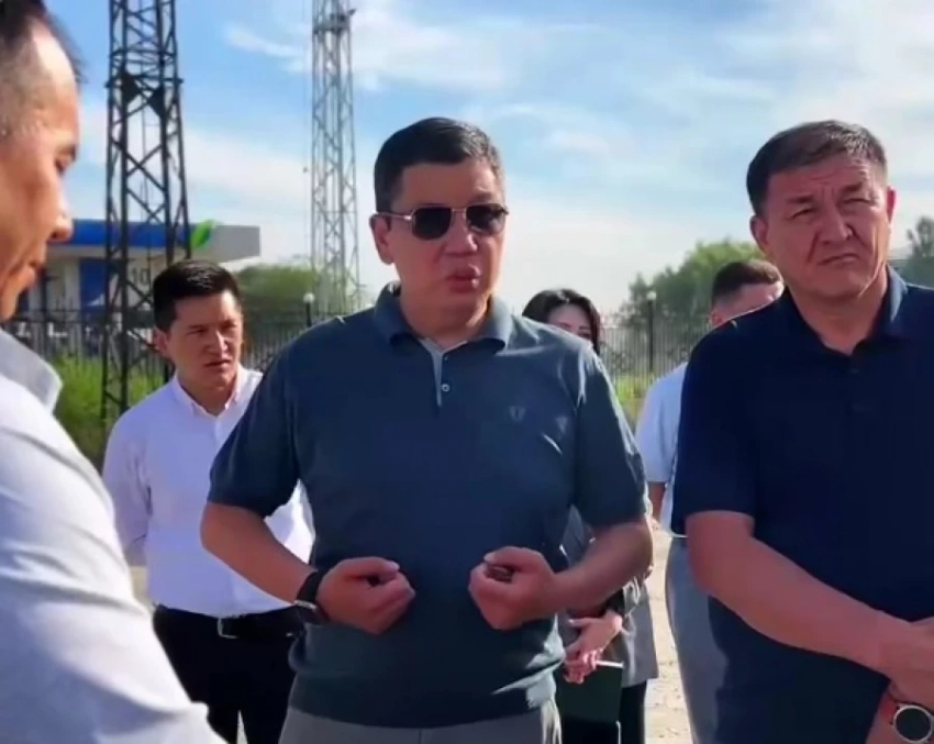 Мэр Бишкека отчитал ответственных за реконструкцию депо-3 (видео)