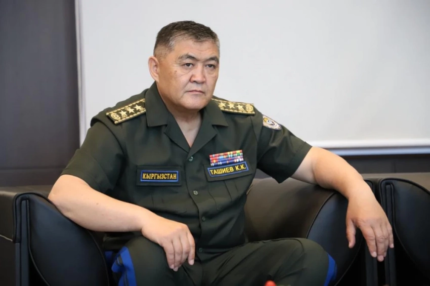 Камчыбек Ташиев и исполнитель роли комиссара Каттани обсудили развитие кинематографии в КР