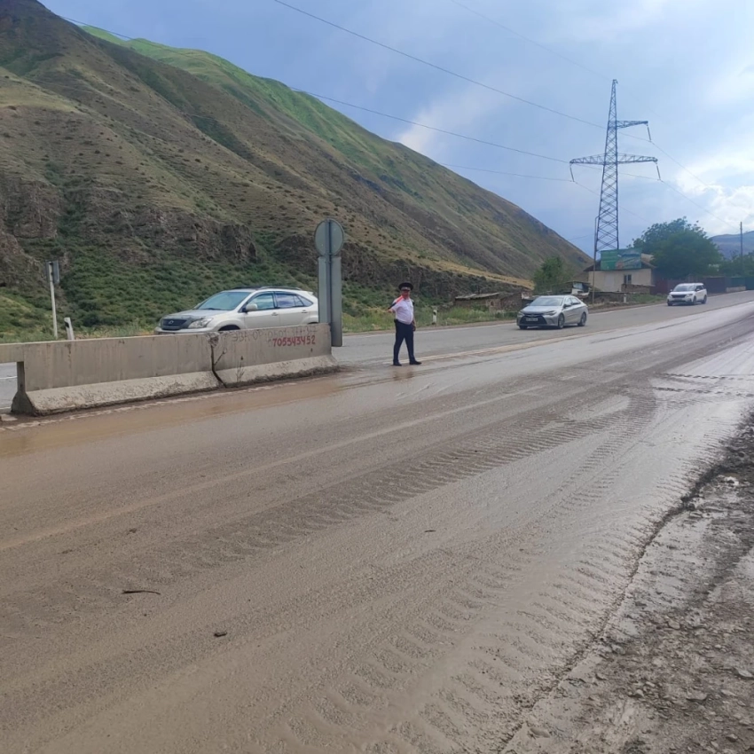В Боомском ущелье сошел селевой поток