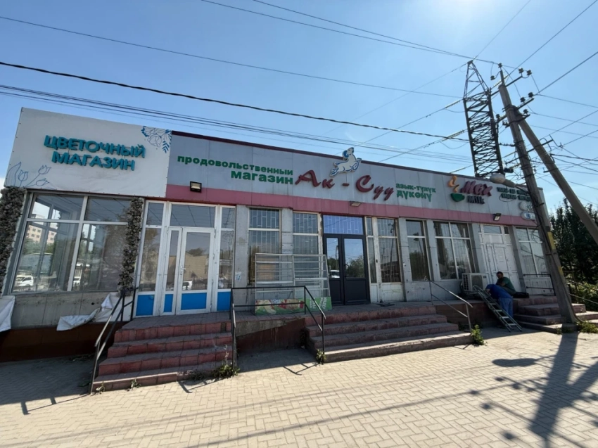 В Бишкеке продолжается демонтаж объектов, нарушивших границы