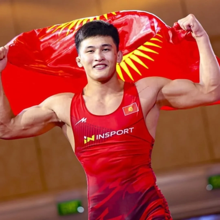 Кыргызстанцы завоевали 10 медалей на чемпионате Азии по греко-римской борьбе