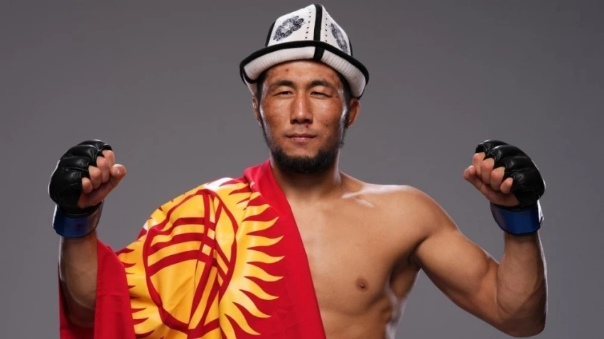 Мыктыбек Оролбай уулу победил Тофика Мусаева на турнире UFC в Баку