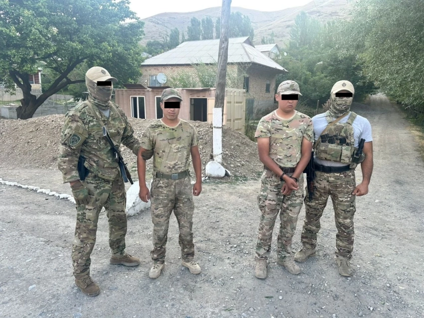 На погранзаставе за получение взятки у контрабандиста задержаны военнослужащие