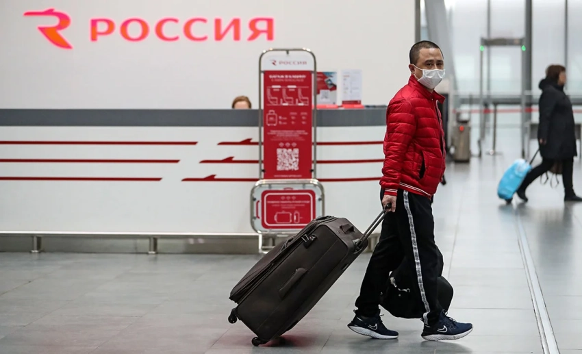 Нововведения для въезда в Россию: кыргызстанцам разъяснили детали
