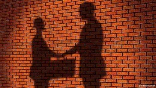 «Для отвода глаз». Что происходит с кампанией по возврату активов в Казахстан