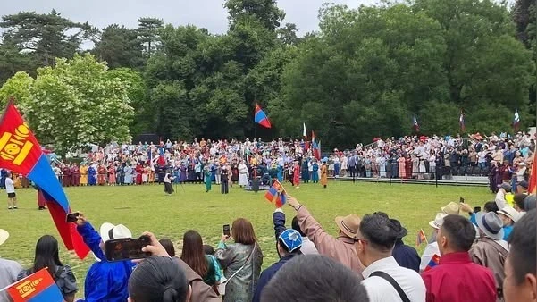 В Брюсселе прошел первый фестиваль монголов мира Наадам. Фото