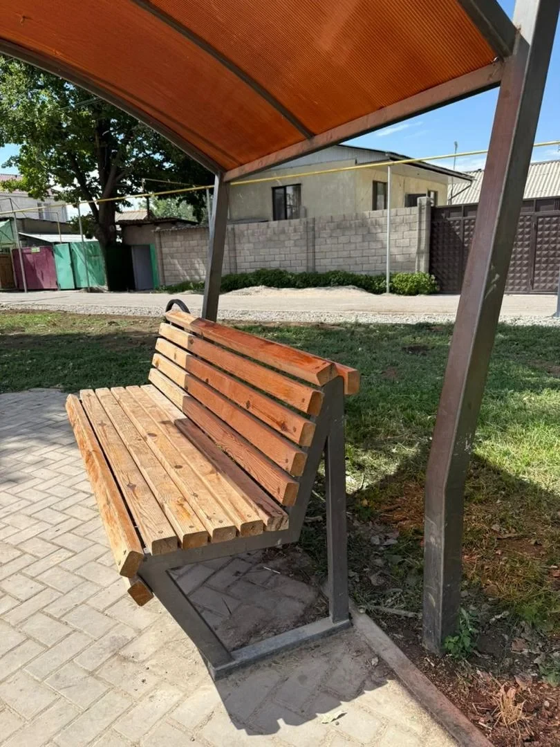 В Бишкеке задержаны чиновники и подрядчик за хищения при благоустройстве сквера