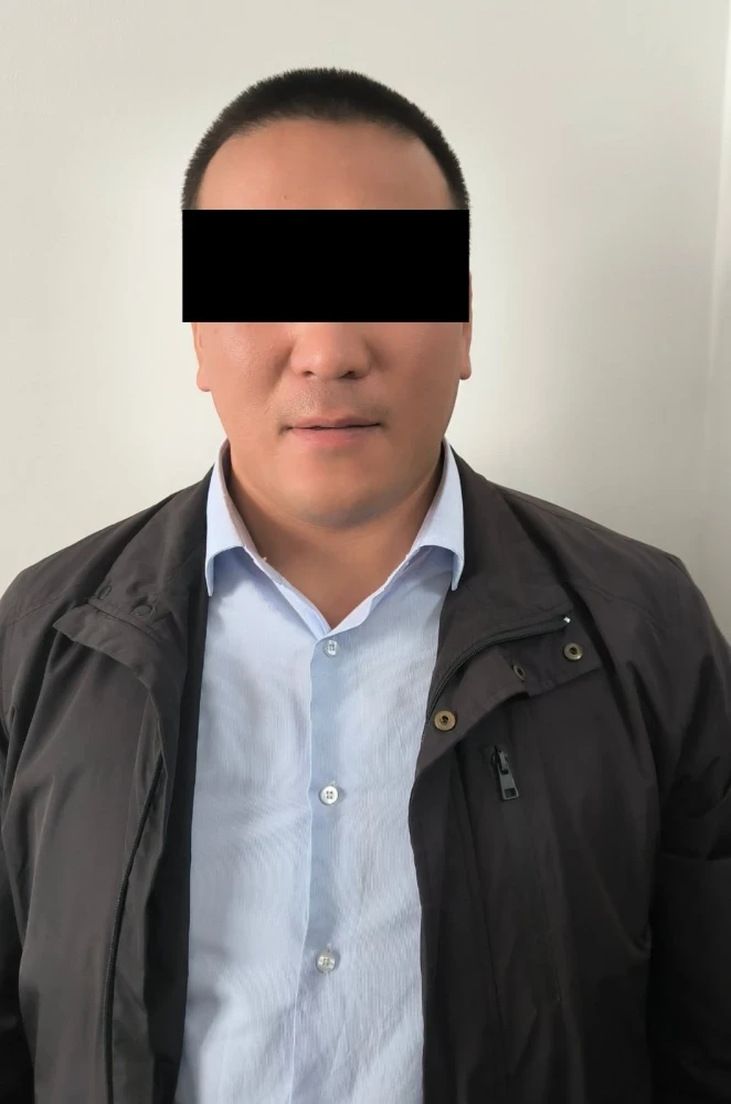 Ввоз машин под видом запчастей. Задержаны сотрудники Госагентства по регистрации ТС и ВС