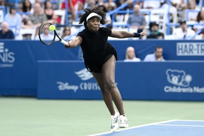 Винус Уильямс в 45 лет выигрывает матч WTA впервые за два года