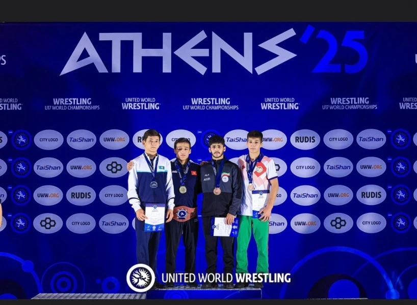 Кыргызстанский спортсмен завоевал золото на чемпионате по вольной борьбе (U-17)