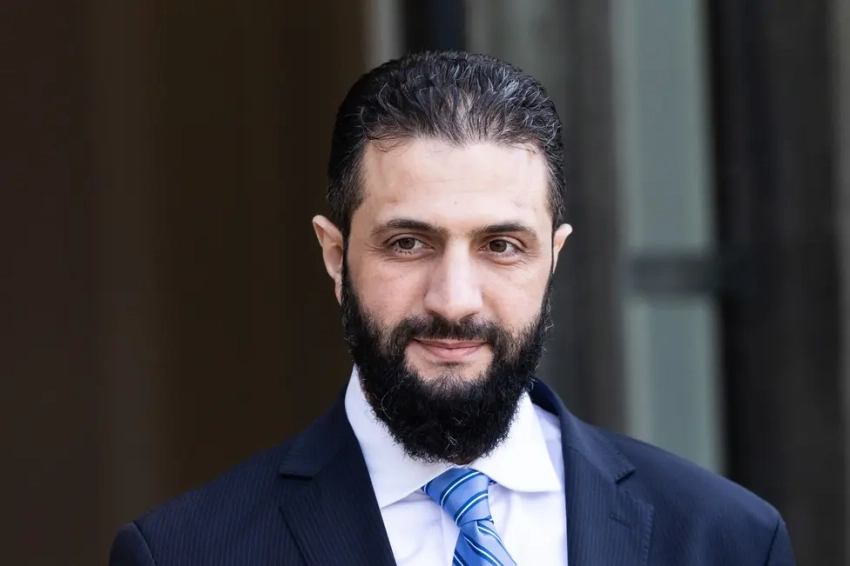 От джихадиста к государственному деятелю: как западные НПО работают над имиджем сирийского лидера Ахмеда аль-Шараа