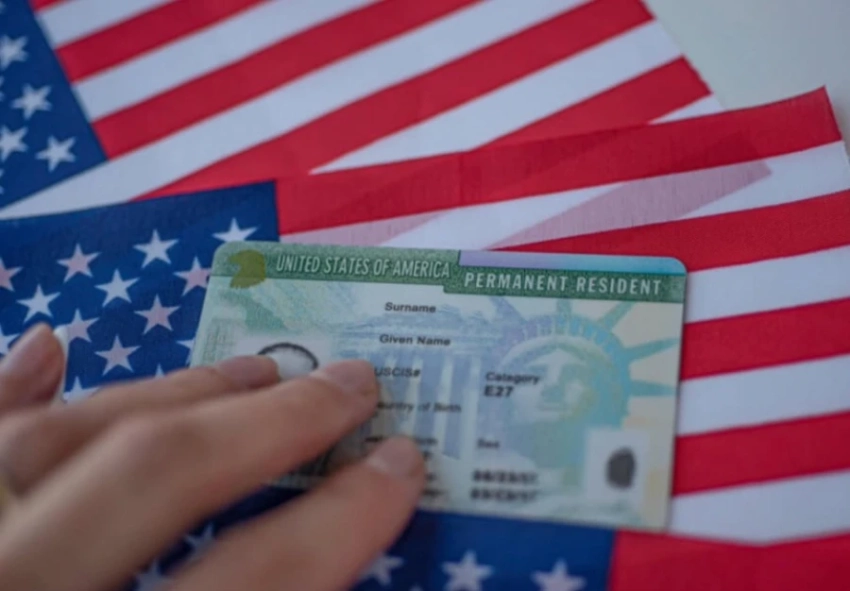 В США резко выросли сроки замены грин-карт