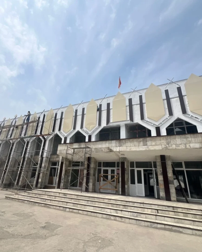 В Доме культуры в Ноокате ведется капремонт