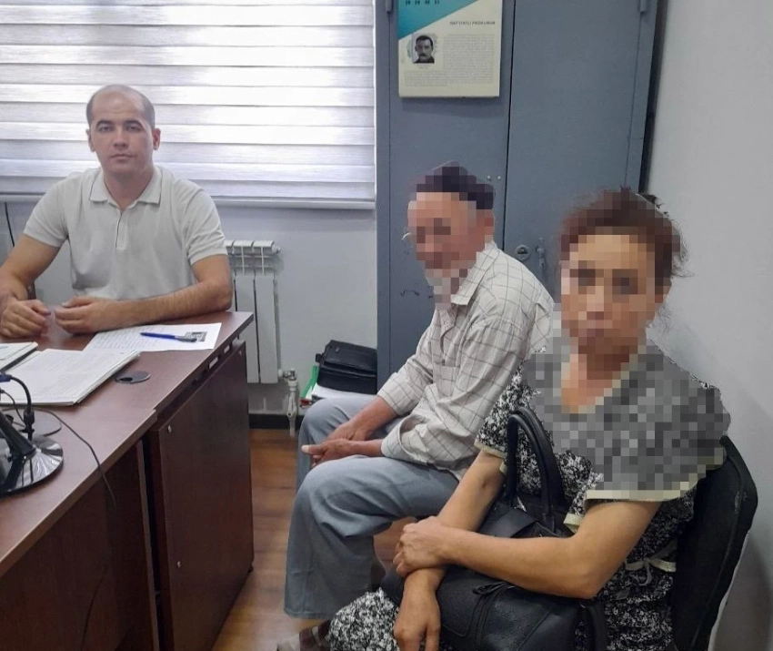 В Джизаке 77-летний алиментщик заплатил крупный долг наличными из пенсии