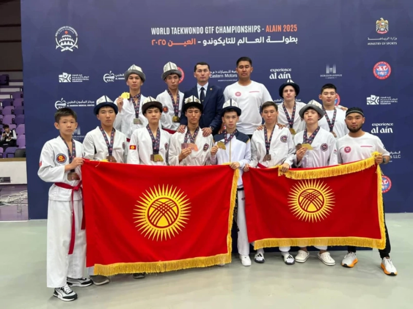Таэквондисты Кыргызстана завоевали командное серебро чемпионата мира
