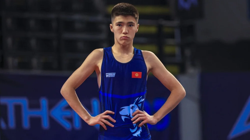 Кыргызстанцы впервые взяли серебро на ЧМ U-17 по греко-римской борьбе