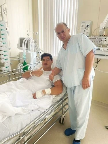 Чемпион мира Дмитрий Бивол перенес операцию на спине