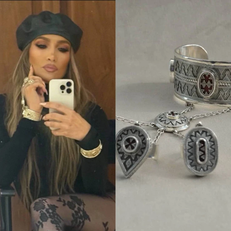 Теперь своя: Джей Ло показала в Instagram "паспорт казахской женщины"