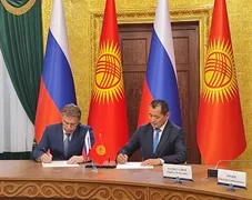 Главы Минздрава КР и РФ подписали документ, предусматривающий помощь Кыргызстану в сфере здравоохранения
