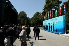 В Чолпон-Ате началось заседание Евразийского межправсовета в расширенном формате