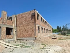 В Манасском районе продолжается строительство школы