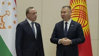 Делегация Таджикистана ознакомилась с достижениями Кыргызстана в сфере цифровизации -Орунбеков