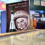 Садыр Жапаров открыл школу им. В. Терешковой в Оше и одновременно в онлайн-формате еще 100 соцобъектов по всему Кыргызстану