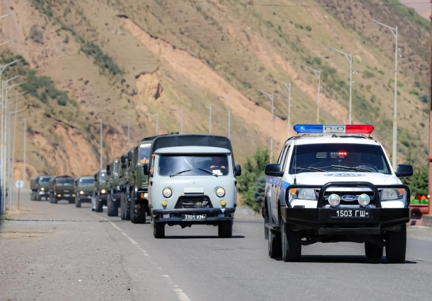 В Кыргызстане проходит сбор артподразделений Минобороны и погранвойск