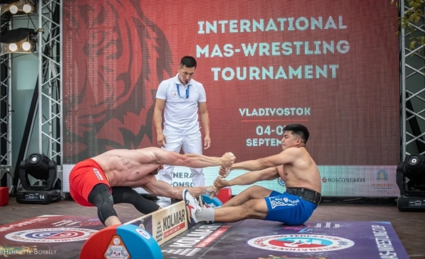 Кыргызстан показал высокий результат на чемпионате мира по мас-рестлингу