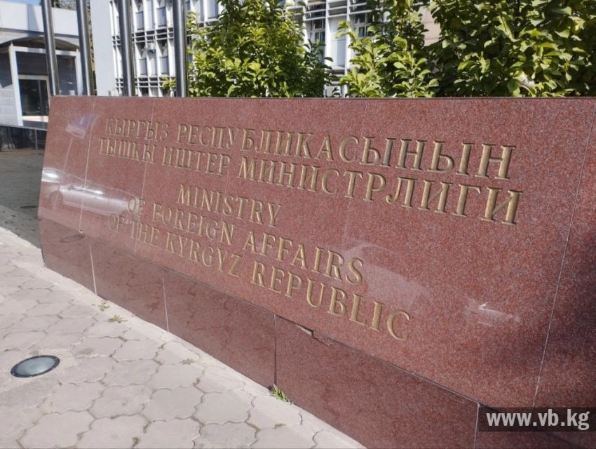 Посольство КР в РФ усилило помощь мигрантам до 10 сентября
