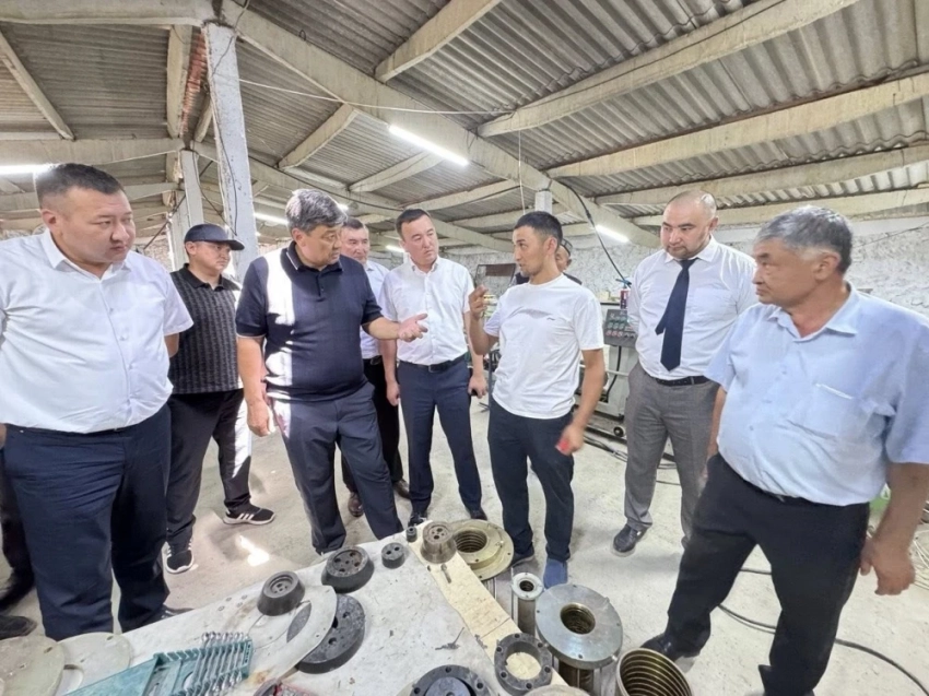 Завод полиэтиленовых труб в Лейлеке выпускает 100 кг труб в час