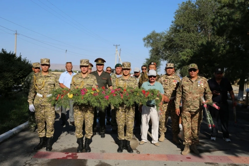 В воинской части №73809 вспомнили героев Баткена
