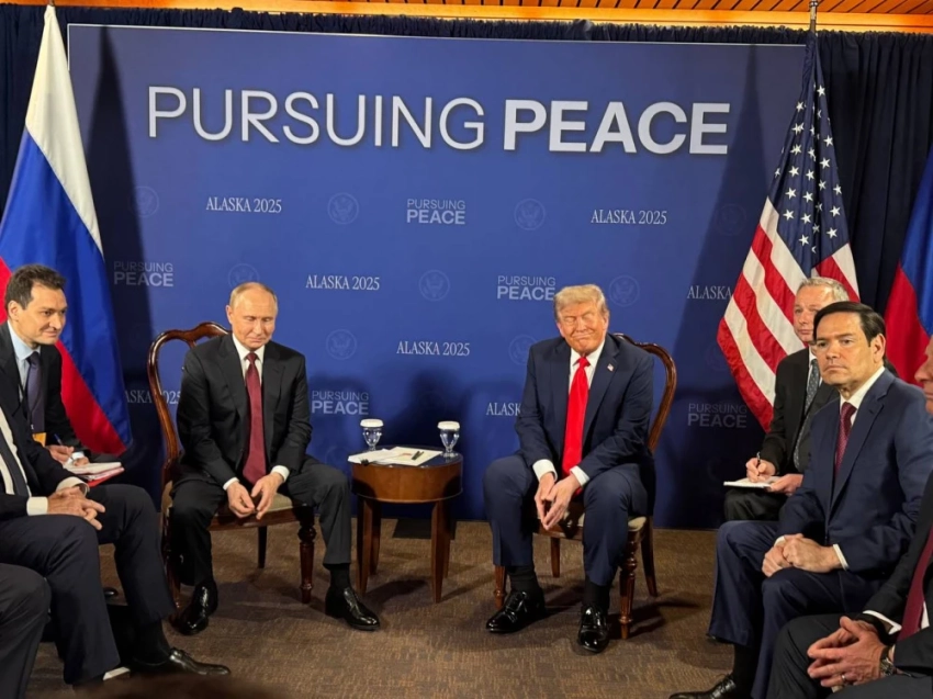 "Сделки нет". Как прошла встреча Трампа и Путина на Аляске