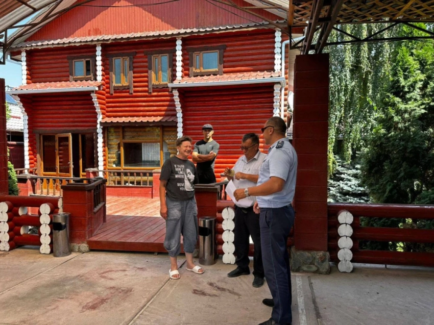 В Аламудунском районе оштрафован гостевой дом за нарушения экологических норм