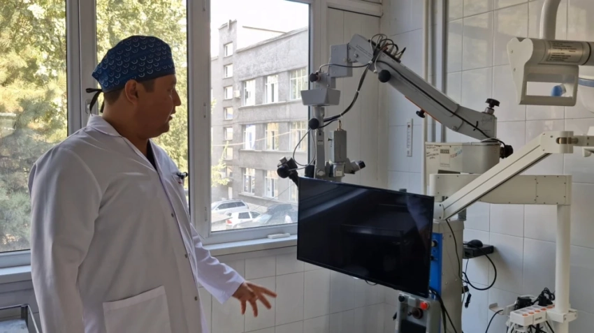 "Голова защищена, а руки нет". Как хирургам приходится буквально пришивать конечности