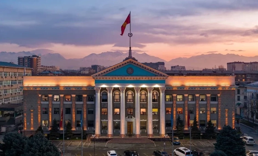 Бишкекчанам могут начать платить за сообщения о правонарушениях