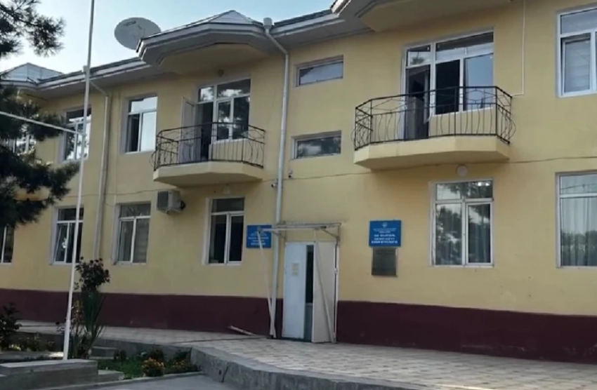 В Оше учителям незаконно выплатили почти 9 млн сомов