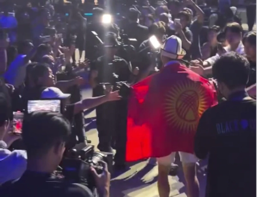 Адилет Нурматов выиграл в главном бою турнира Black Combat