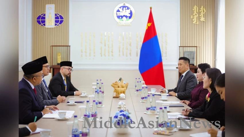 Индонезия предлагает Монголии провести президентские визиты в ознаменование 70-летия связей