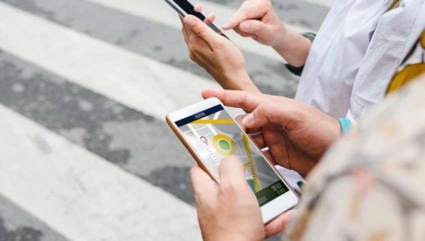 В Москве за мигрантами будут следить через приложение - как это работает