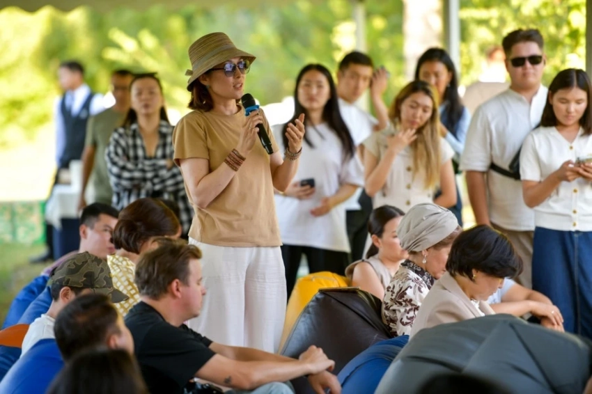 "К 1 сентября пусть дети приносят в школу не букеты, а саженцы"