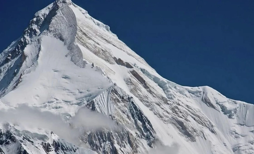 Три гида запретили Наговицыной идти на пик Победы – Федерация альпинизма России