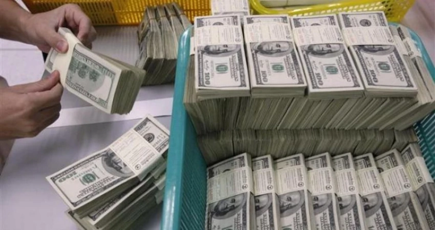 ЕЭК: Госдолг Кыргызстана продолжает расти и превысил 8 млрд долларов