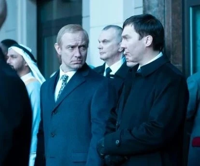 Джуд Лоу сыграл молодого Путина. Премьера фильма прошла в Венеции