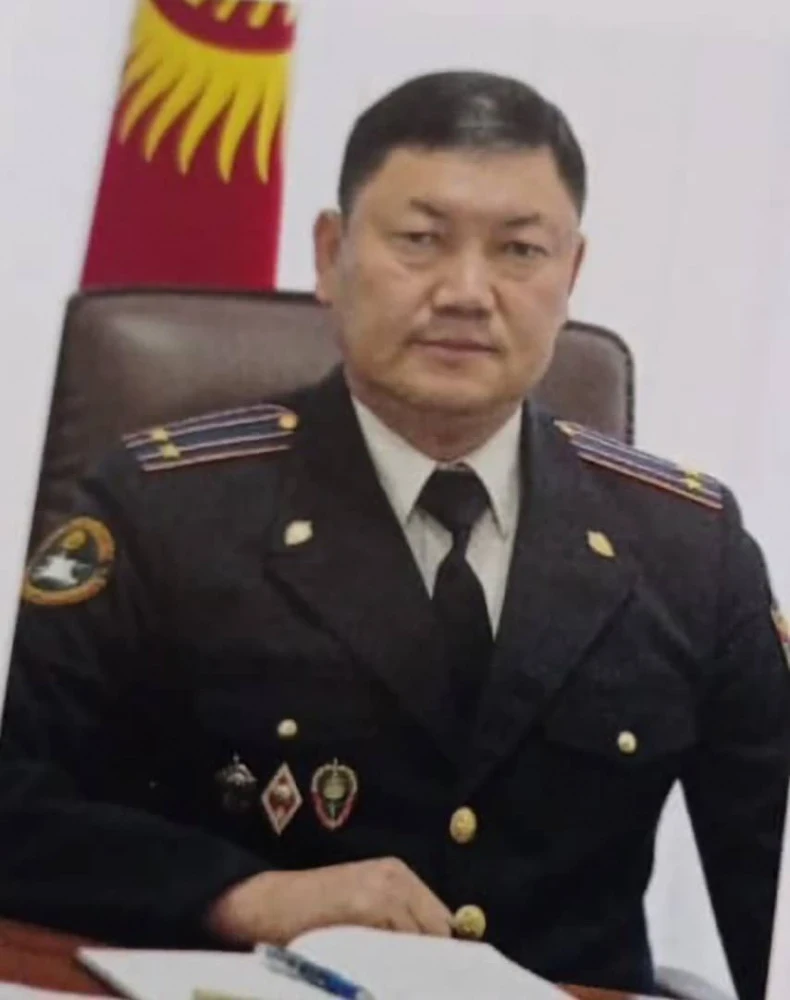 Начальника РОВД Ак-Талинского района сняли с должности после избиения подчиненного